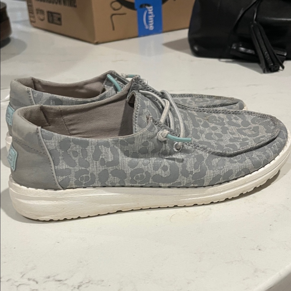 Hey Dude Women's Gray cheetah print